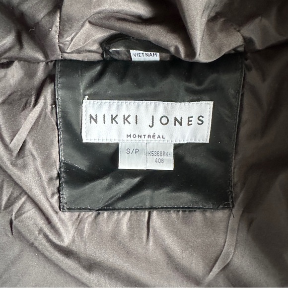 Black puffer coat Nikki Jones Montreal - Picture 12 of 12